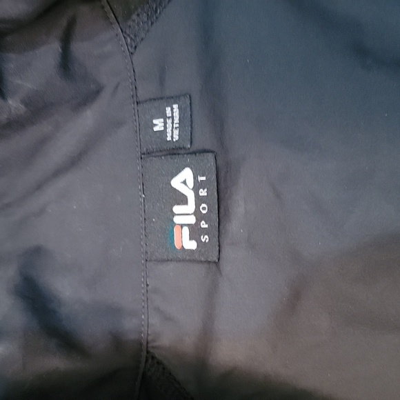 FILA Windbreaker Women's Size M Lightweight Zip Up - Picture 3 of 10